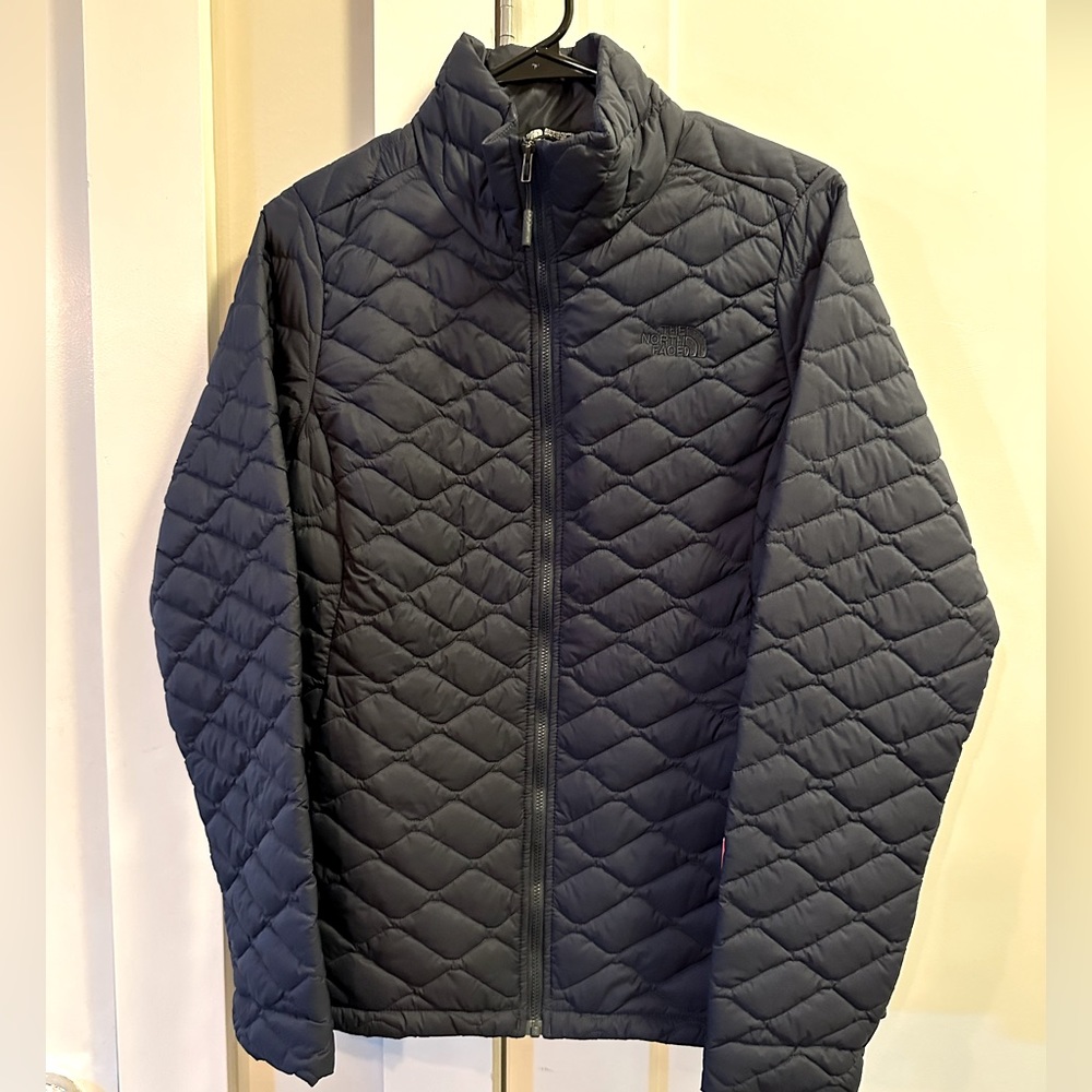 The North Face Thermoball Jacket - Women’s Medium - Navy Matte